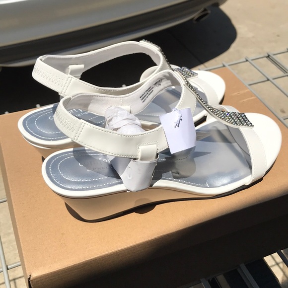 Comfort Predictions Wedges Size 10 - Picture 2 of 5